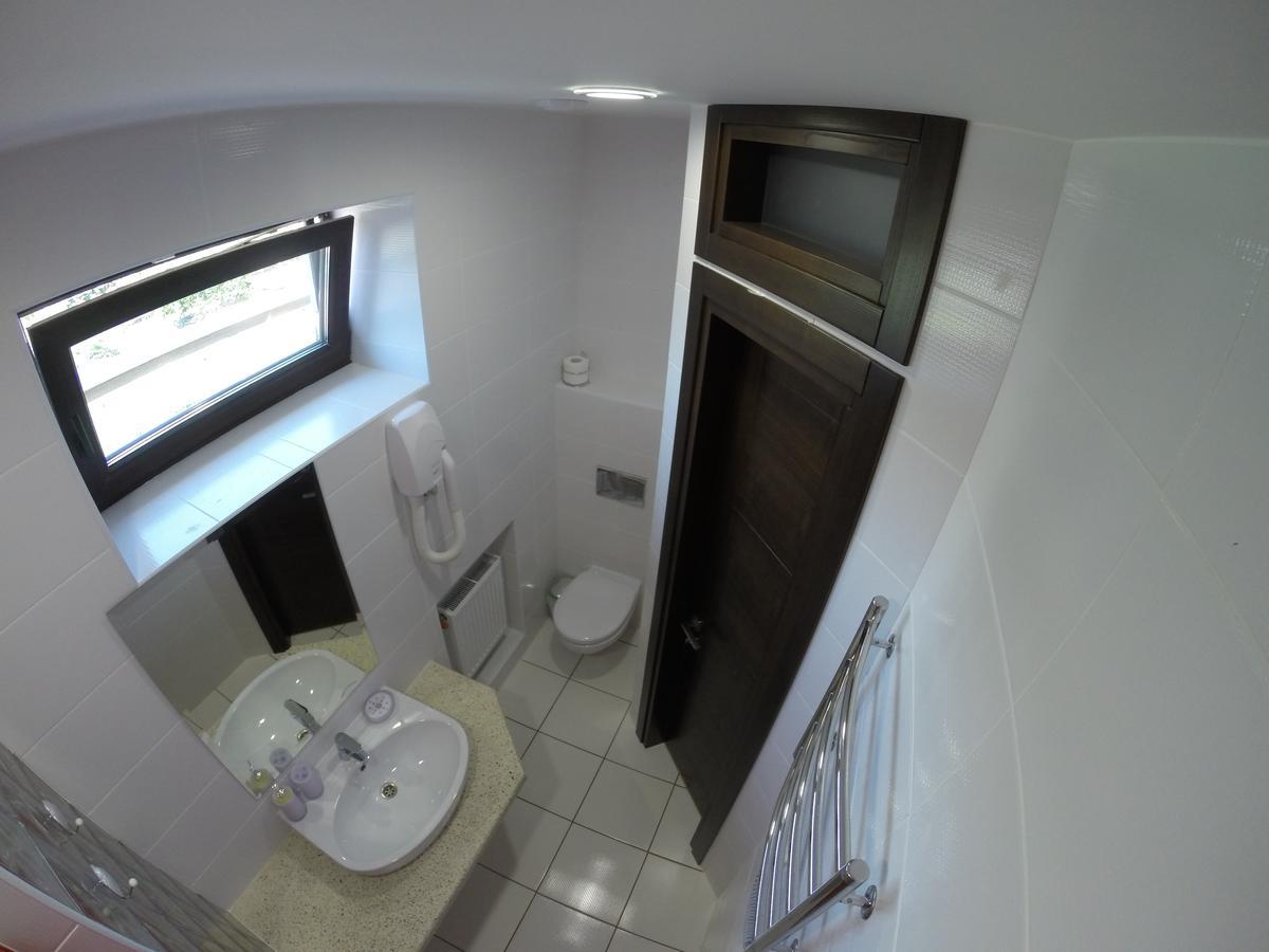 Viro Hotel Черноморск Екстериор снимка