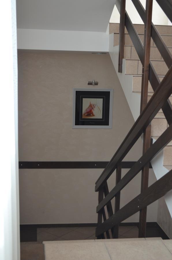 Viro Hotel Черноморск Екстериор снимка