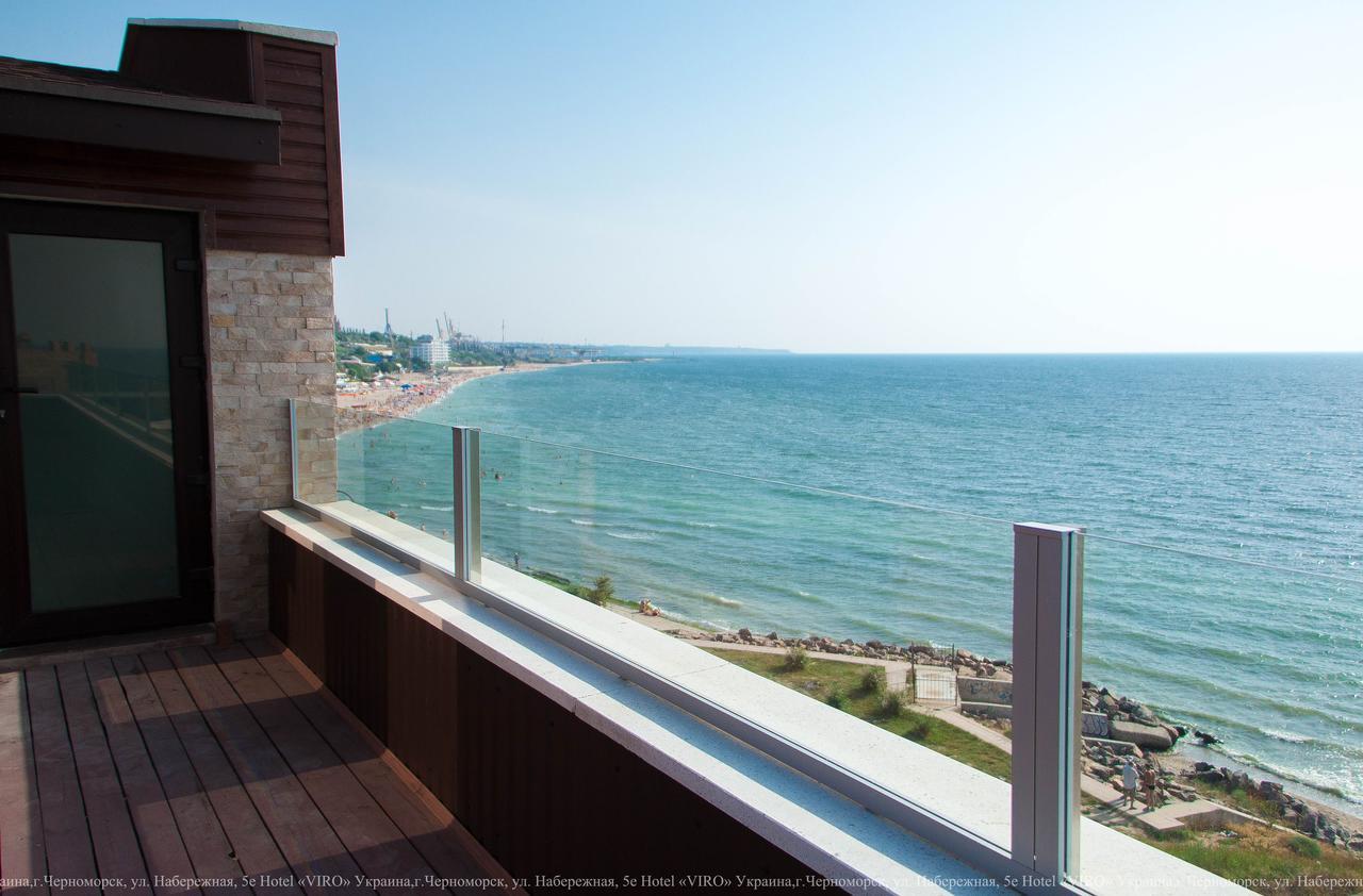 Viro Hotel Черноморск Екстериор снимка