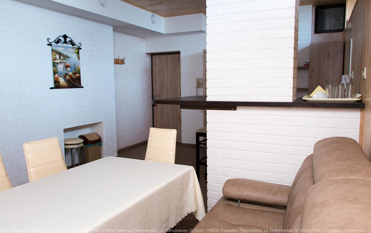 Viro Hotel Черноморск Екстериор снимка